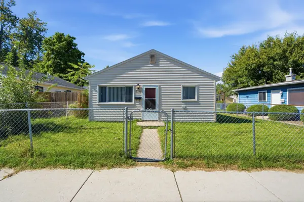 214 Pleasant AVE, Michigan City, IN 46360