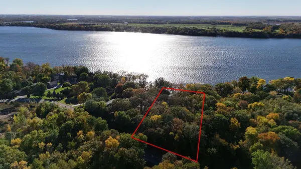 10553 Alcott DR, Sauk Centre, MN 56378