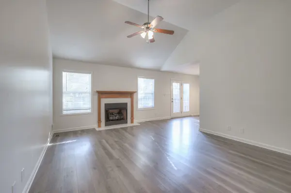 3697 S Naples Ct, Clarksville, TN 37040