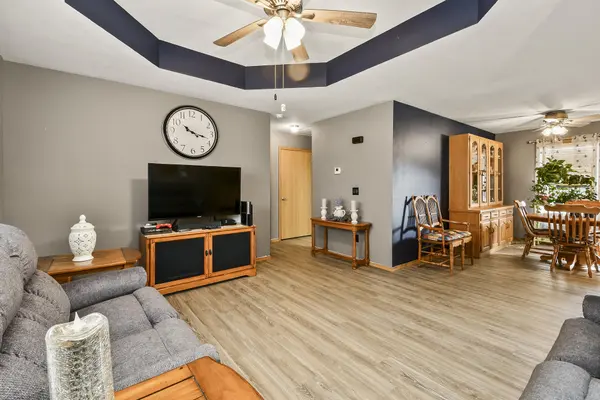 526 N Taylor DR, Republic, MO 65738