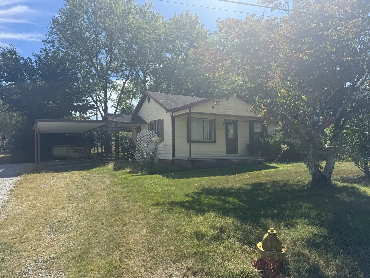 115 11th Ave #NW, Winchester, TN 37398