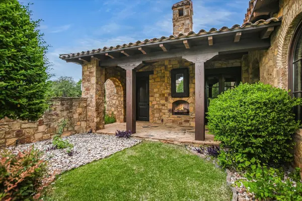 100 Milagro, Horseshoe Bay, TX 78657