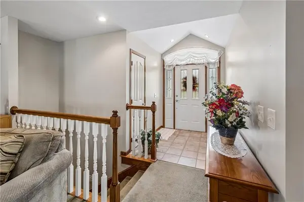 1707 Lynn RD, Excelsior Springs, MO 64024