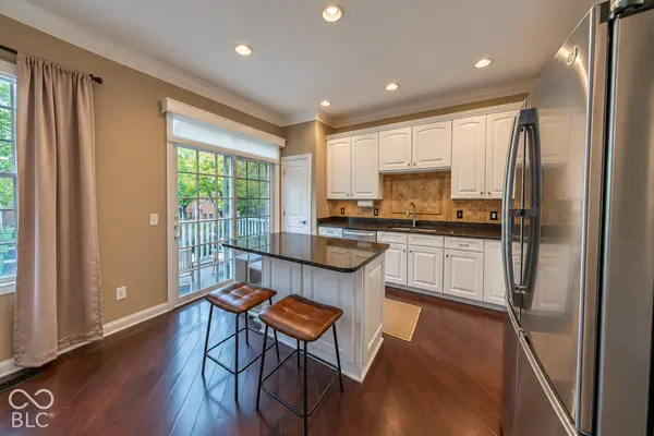 2207 Glebe ST, Carmel, IN 46032