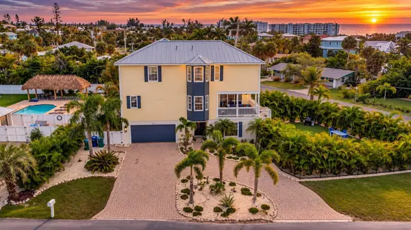 303 58TH ST, Holmes Beach, FL 34217