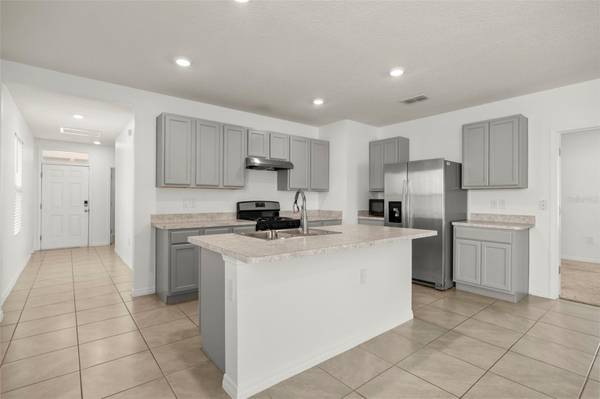 3658 CASPIAN ST, Leesburg, FL 34748