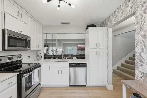 6140 SUN BLVD #7, St Petersburg, FL 33715