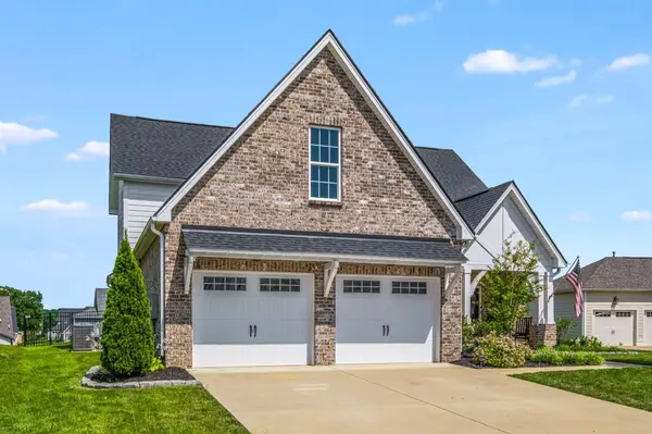 7028 Balcolm Ct, College Grove, TN 37046