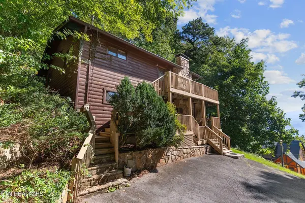 2123 Luzerne Drive, Gatlinburg, TN 37738