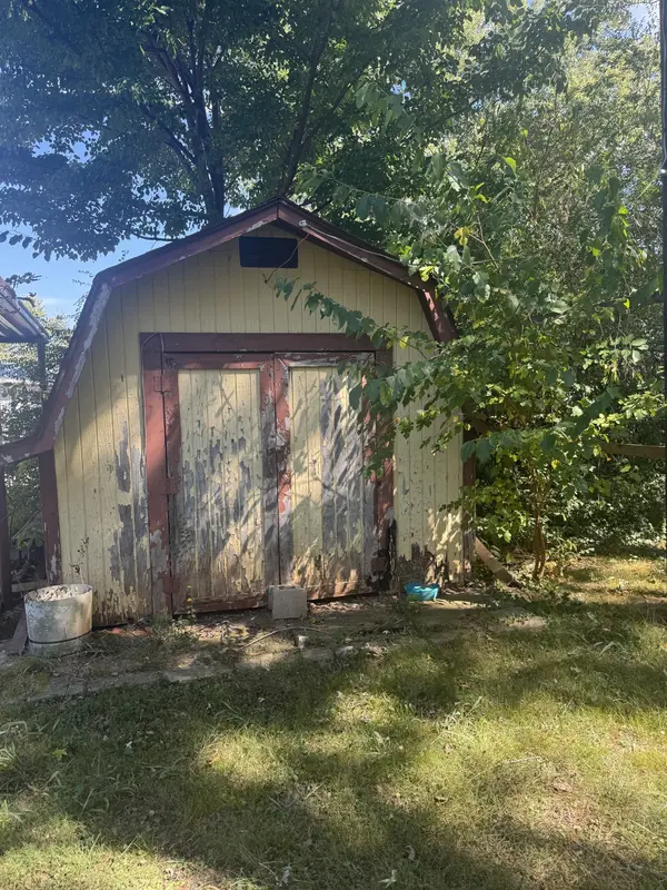 115 11th Ave #NW, Winchester, TN 37398