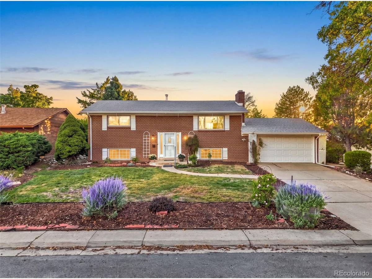 391 S Tucson, Aurora, CO 80012
