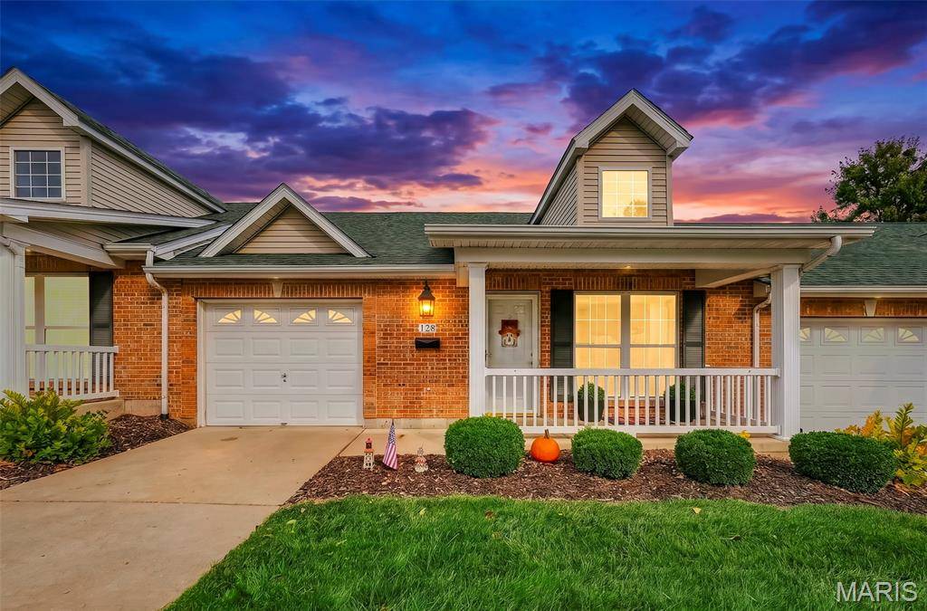 128 Green Gables DR, Wentzville, MO 63385