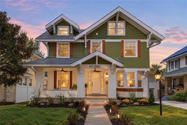 5840 Mcgee ST, Kansas City, MO 64113