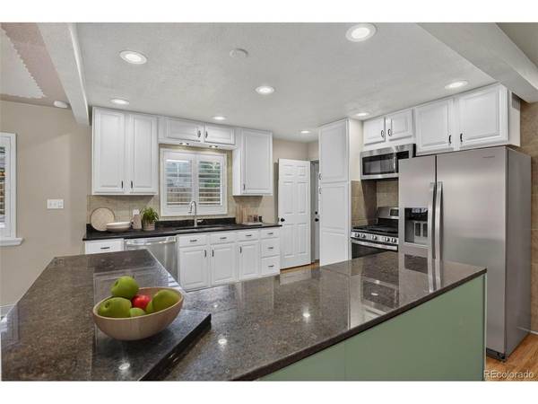 6422 Independence, Arvada, CO 80004