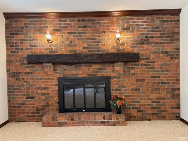 322 Reyling DR, Jasper, IN 47546