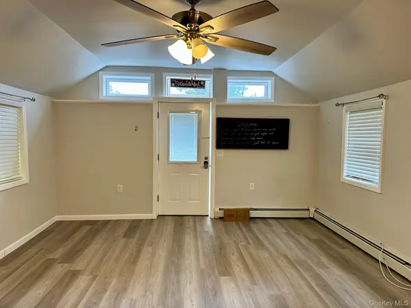 38 Glenmere AVE #Unit B, Florida, NY 10921
