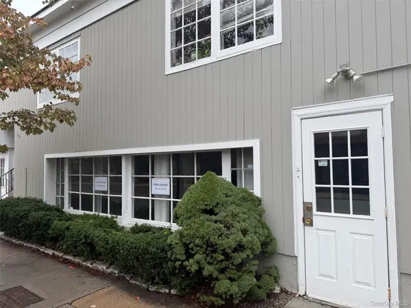 20 Bryant AVE, Roslyn, NY 11576