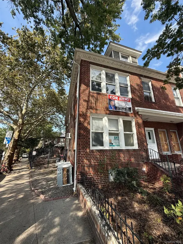 7003 37th avenue, Jackson Heights, NY 11372