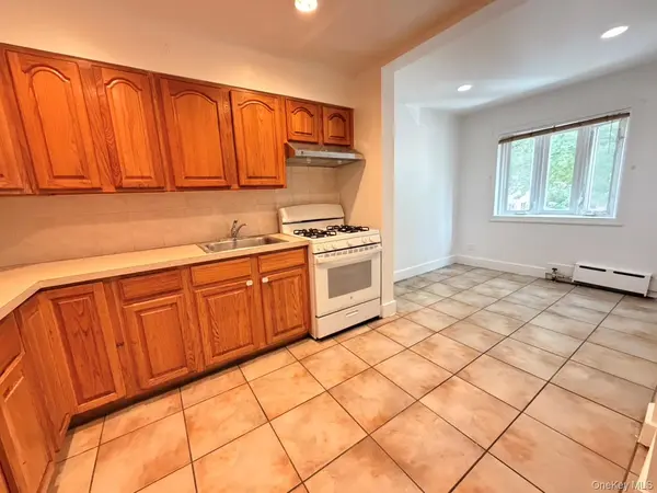 5518 Junction BLVD, Elmhurst, NY 11373