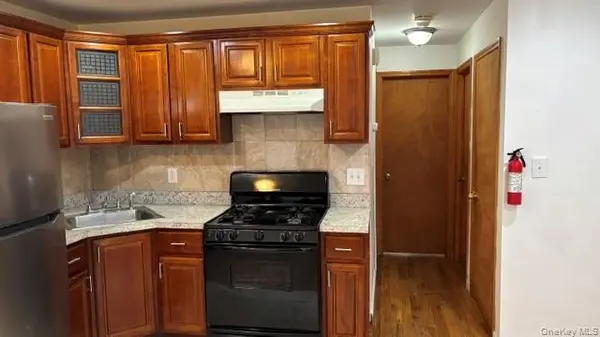 24107 147th AVE, Rosedale, NY 11422