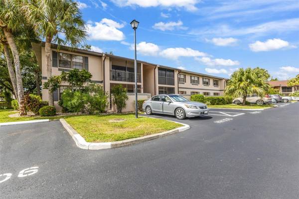 19505 QUESADA AVE #H208, Port Charlotte, FL 33948
