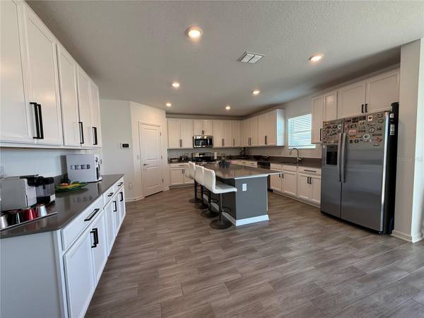 4390 BULL ST, St Cloud, FL 34772