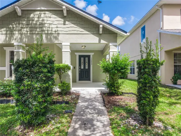 13863 CAROLINA LAUREL DR, Orlando, FL 32828