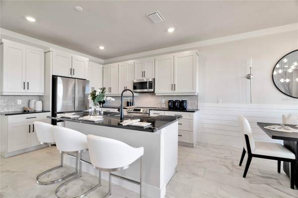 32066 ANCHOR POINT DR, Wesley Chapel, FL 33545