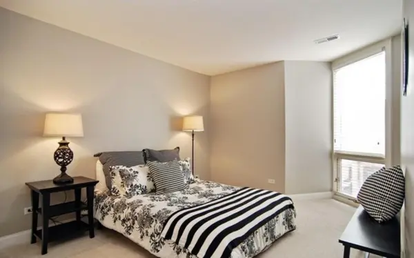 2036 N Larrabee St ST #8106, Chicago, IL 60614