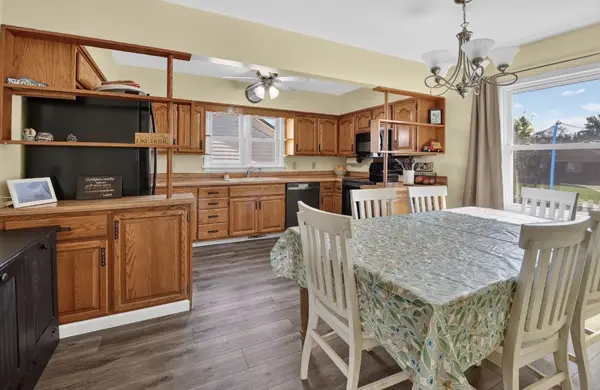 201 N Bennett ST, Wheatland, IA 52777