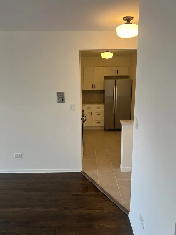 8541 Lotus AVE #916, Skokie, IL 60077