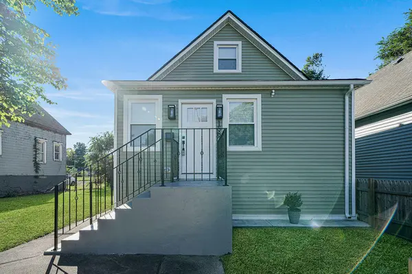 1562 Mckinley ST, Gary, IN 46404