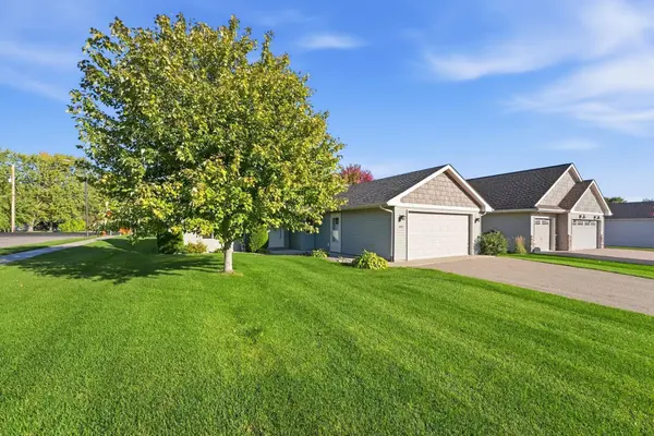1651 Payton CT NE, Sauk Rapids, MN 56379