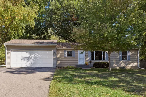1020 Orkla DR, Golden Valley, MN 55427