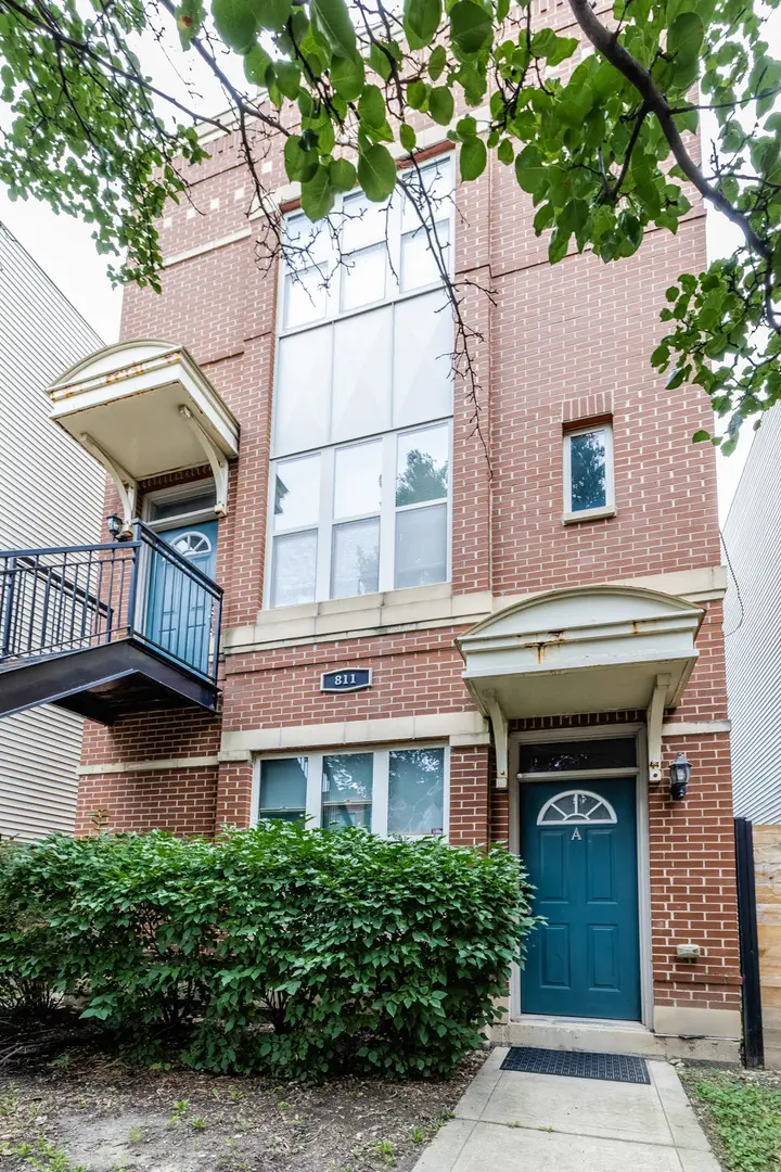 811 S Kedzie AVE, Chicago, IL 60612