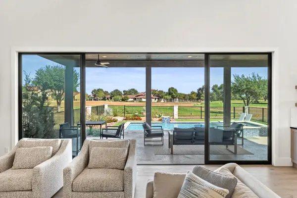 100 Encantada, Horseshoe Bay, TX 78657