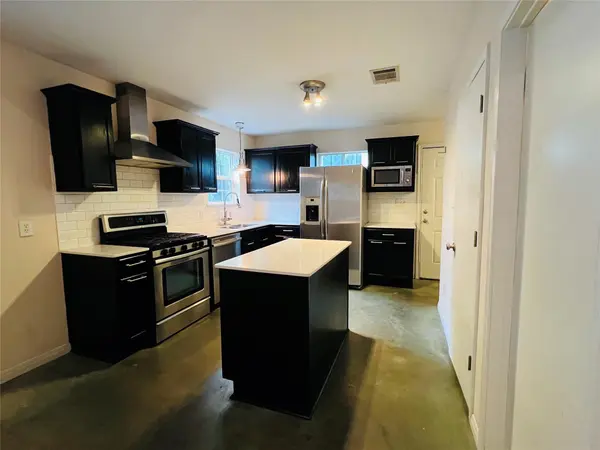 2409 Santa Rosa ST, Austin, TX 78702