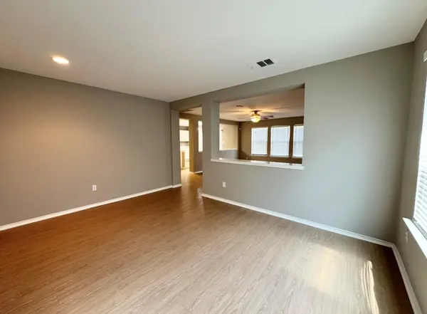 109 Kendall CV, Elgin, TX 78621