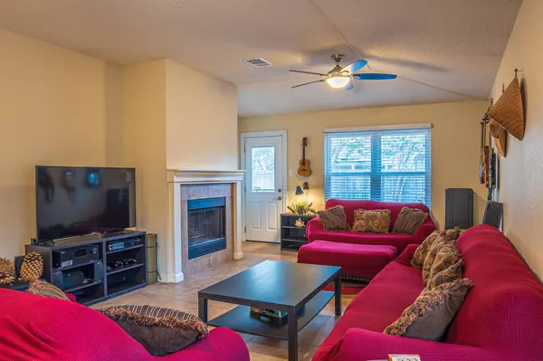 3319 Settlement DR, Round Rock, TX 78665