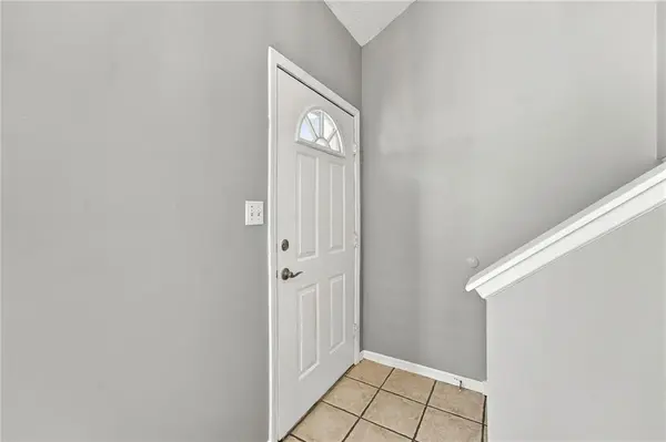 2108 SW STERLING DR, Lee's Summit, MO 64081