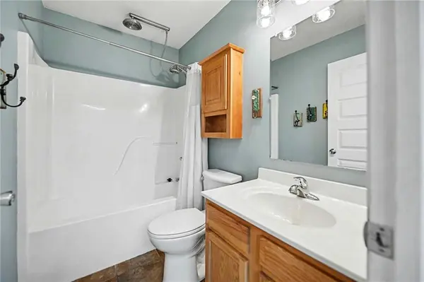 5003 University AVE, St Joseph, MO 64503