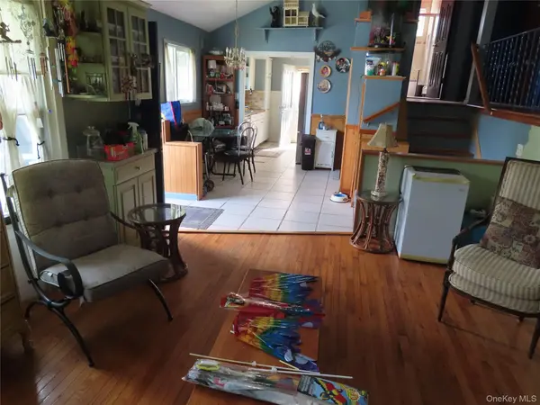 1442 Baldwin BLVD, Bay Shore, NY 11706