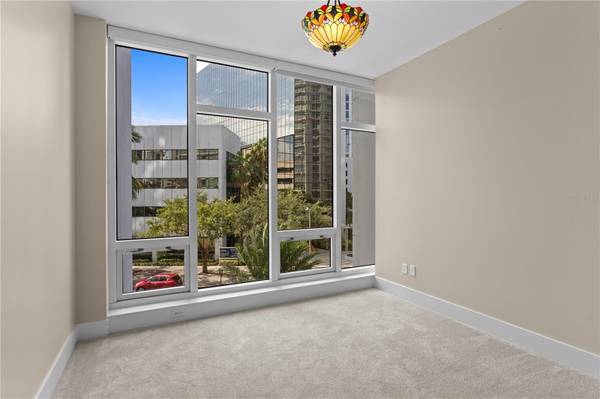 175 1ST ST S #303, St Petersburg, FL 33701