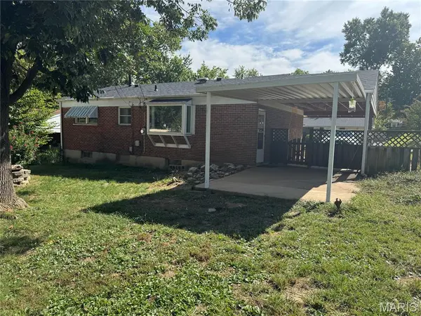 1705 Bradshaw DR, Dellwood, MO 63136