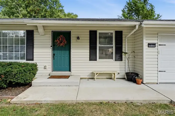71 White Doe CT, Eureka, MO 63025