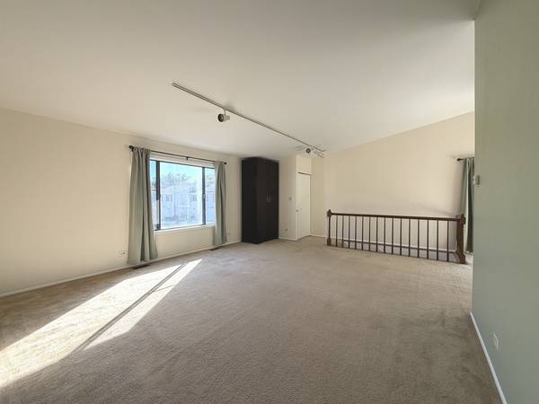 366 Washington CT #366, Vernon Hills, IL 60061