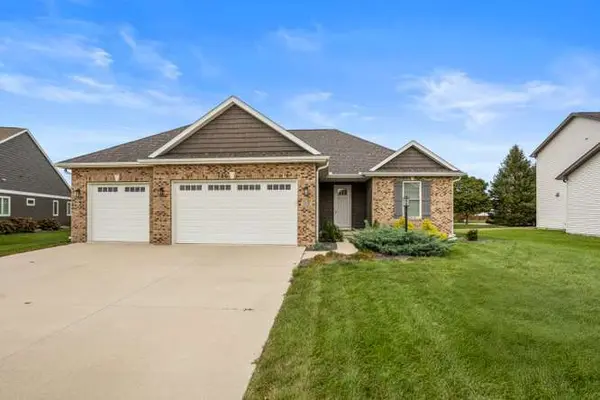 5008 Chestnut Grove DR, Champaign, IL 61822