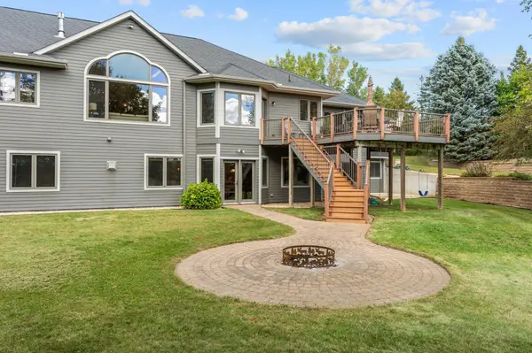 1006 105th ST W, Inver Grove Heights, MN 55077