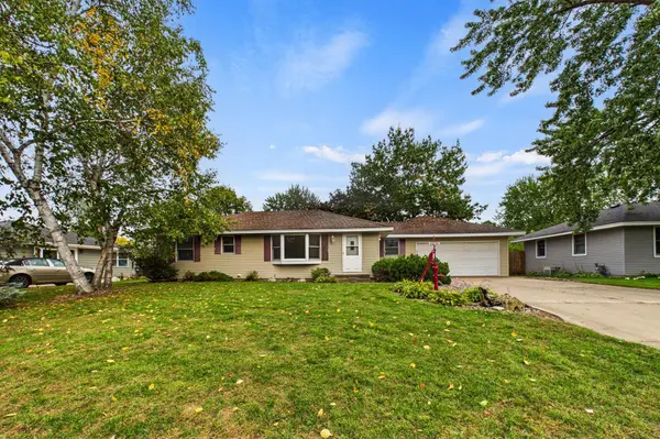 8831 Greenway AVE S, Cottage Grove, MN 55016