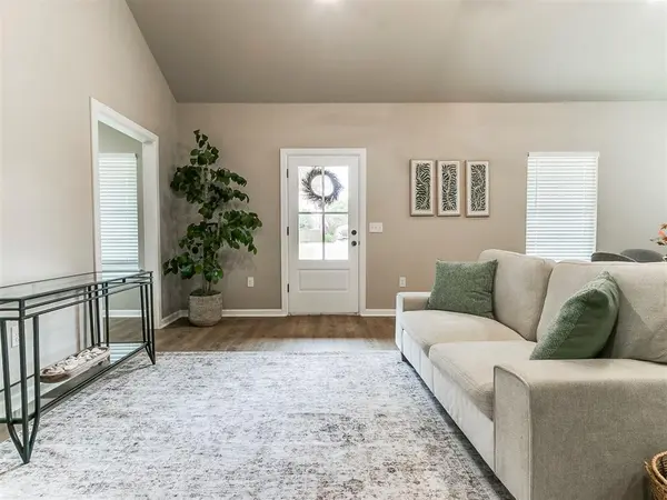 226 E Oklahoma AVE, Kingfisher, OK 73750